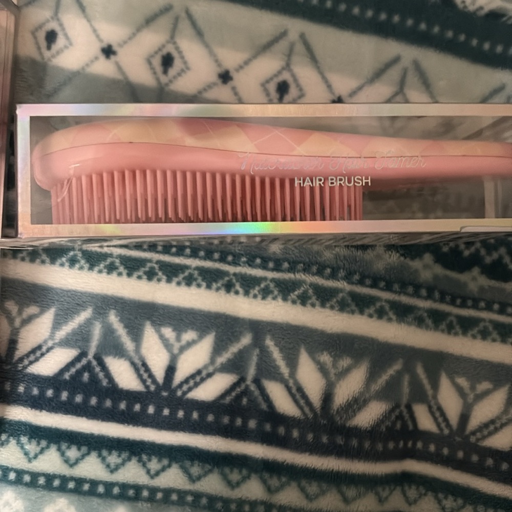 New Coco & Eve Pink Hair Brush - Picture 2 of 3